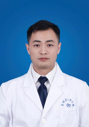 王鹏 